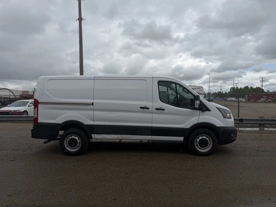 Ford Transit 2024 photo 4