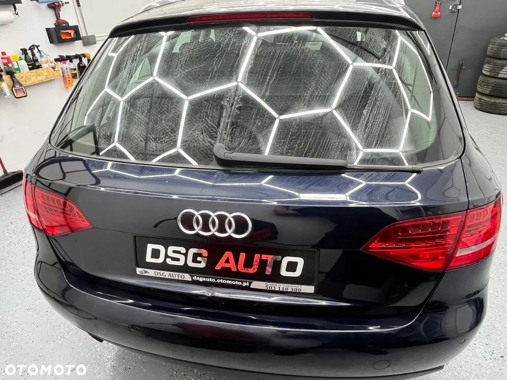 Audi A4 Avant 2011 photo 5