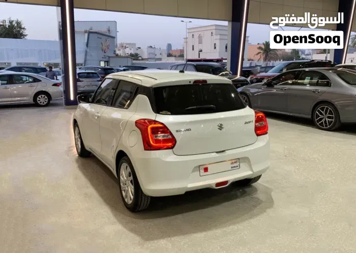 Suzuki Swift 2023 photo 3