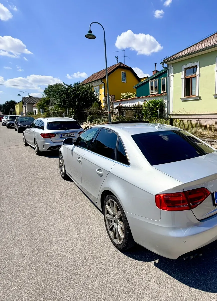 Audi A4 2008 photo 3