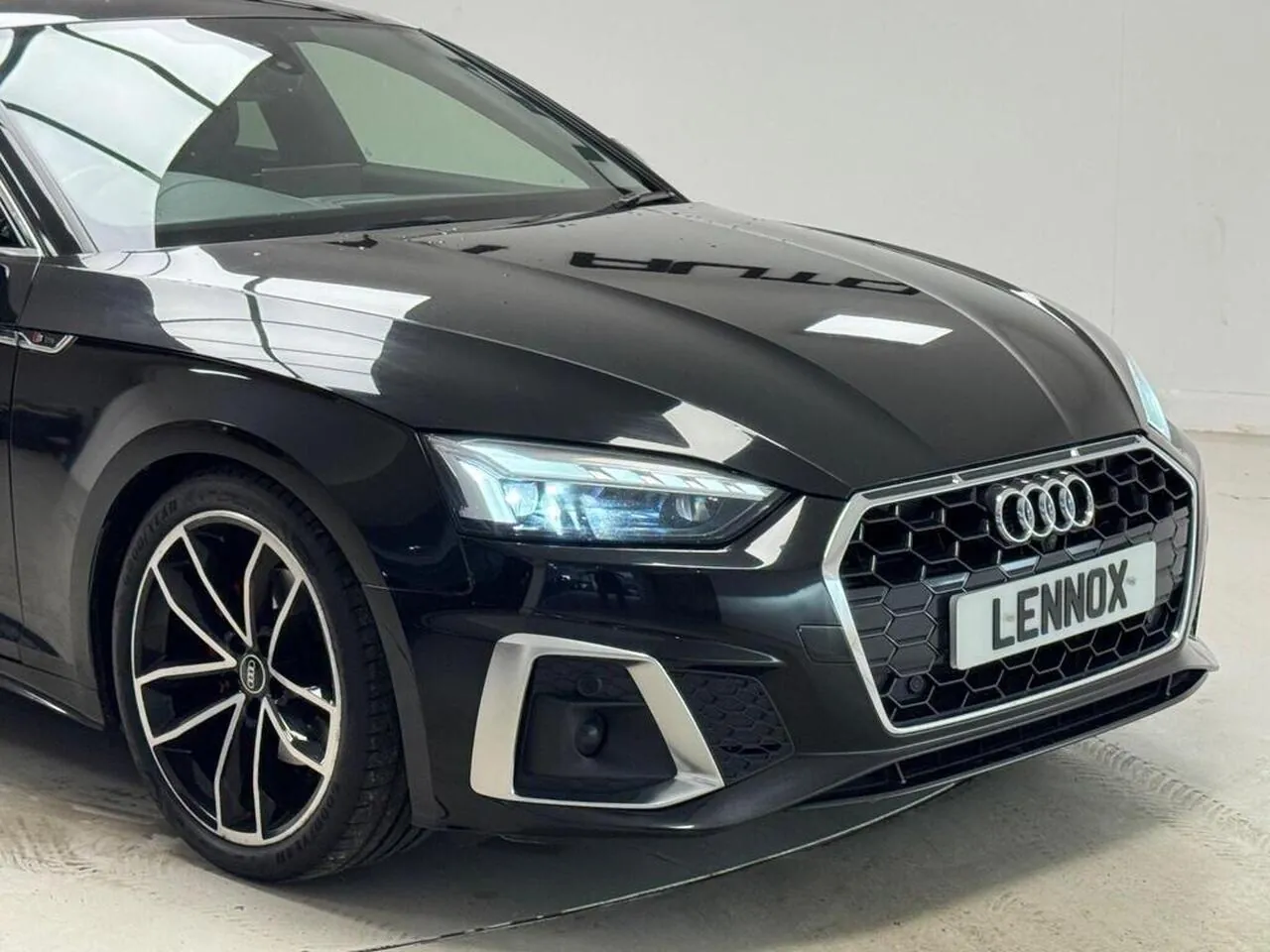 Audi A5 2022 photo 2