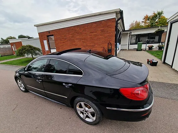 Volkswagen Passat Cc 2011 photo 2