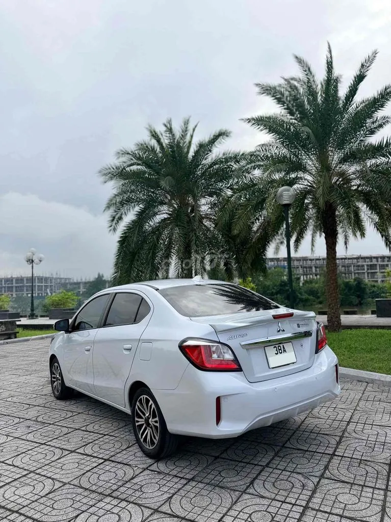 Mitsubishi Attrage 2020 photo 2