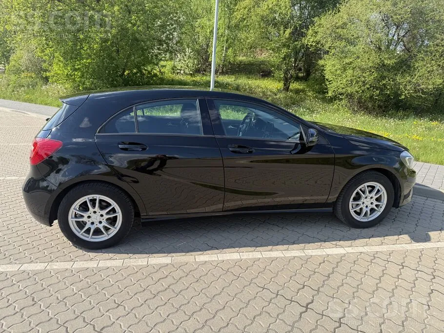 Mercedes-Benz A200 2015 photo 5