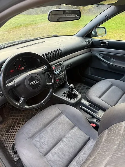 Audi A4 2000 photo 2