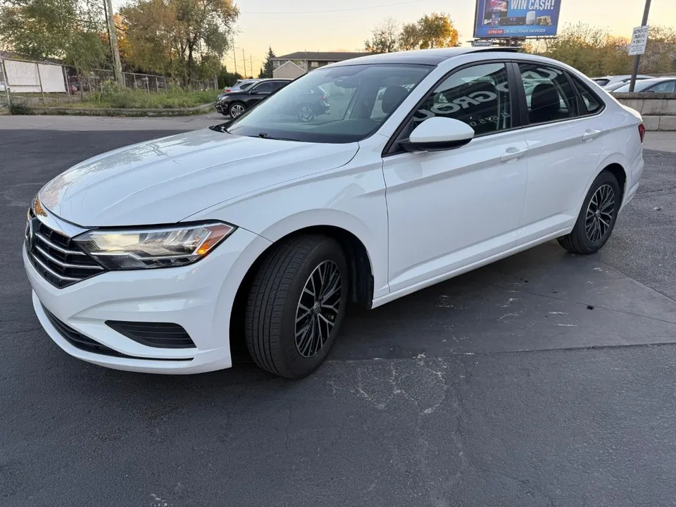 Volkswagen Jetta 2019 photo 3