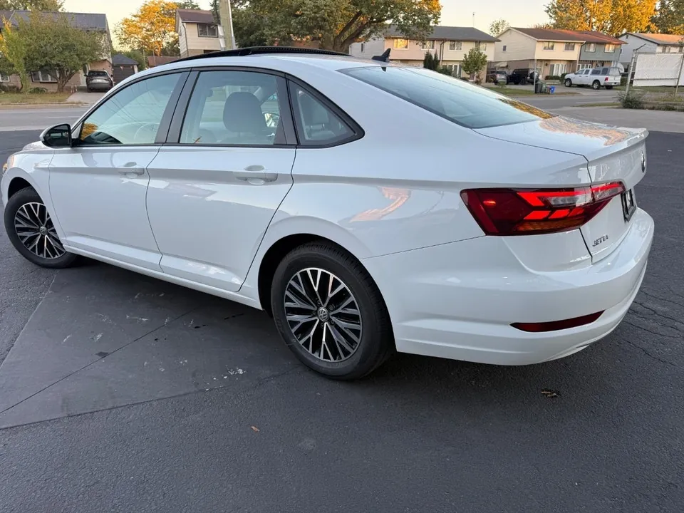 Volkswagen Jetta 2019 photo 5