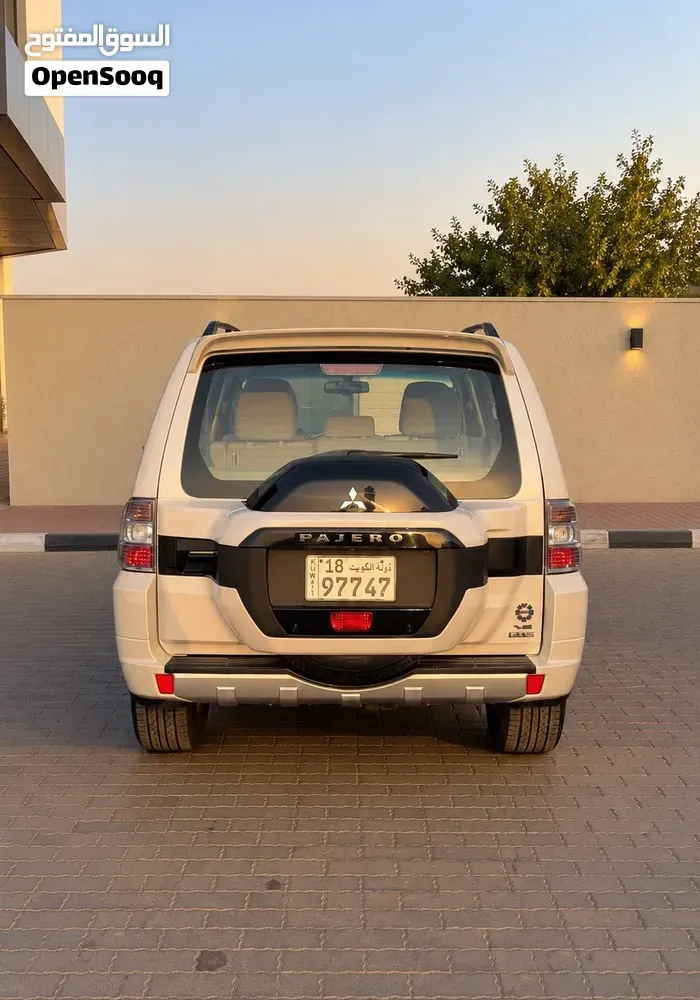 Mitsubishi Pajero 2020 photo 2