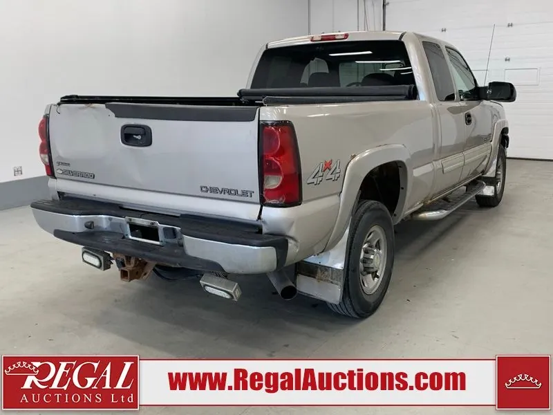 Chevrolet Silverado 2500 2005 photo 3