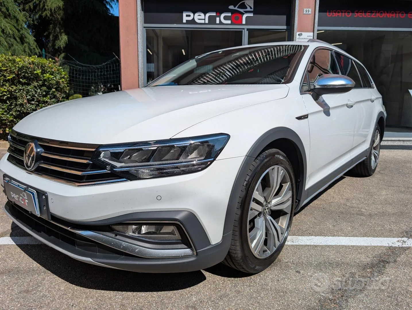 Volkswagen Passat Alltrack 2021 photo 2