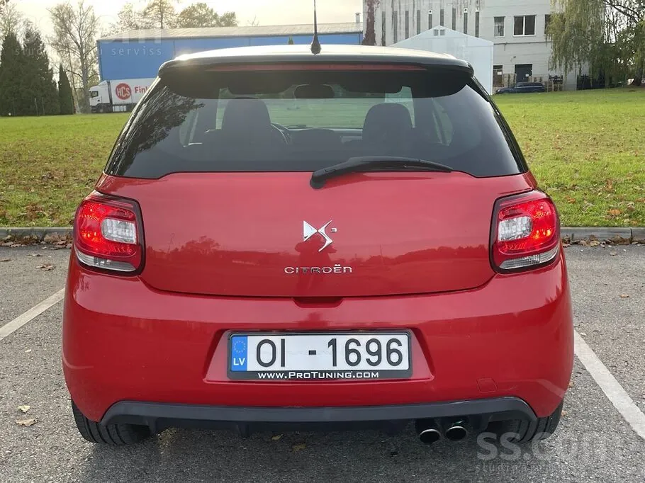 Citroen Ds 2011 photo 5