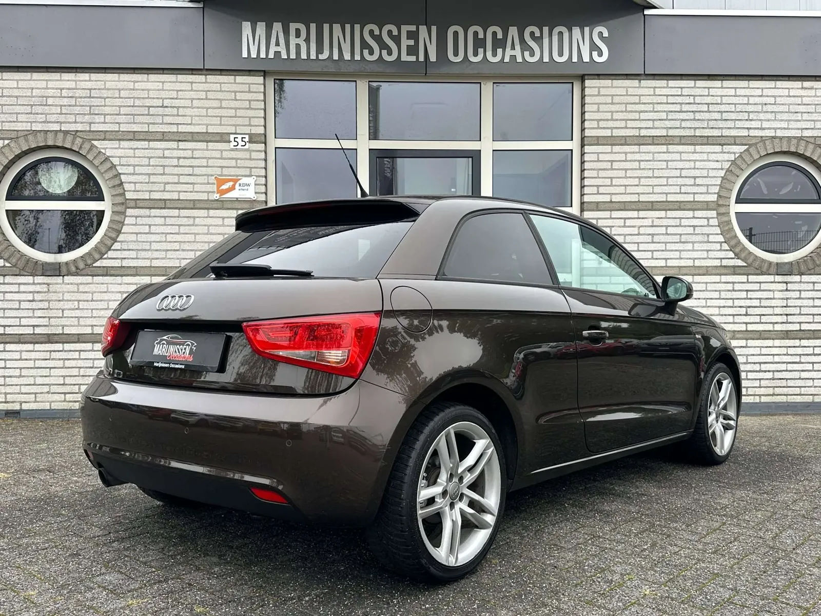 Audi A1 2010 photo 2