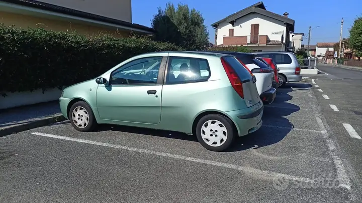Fiat Punto 2000 photo 2