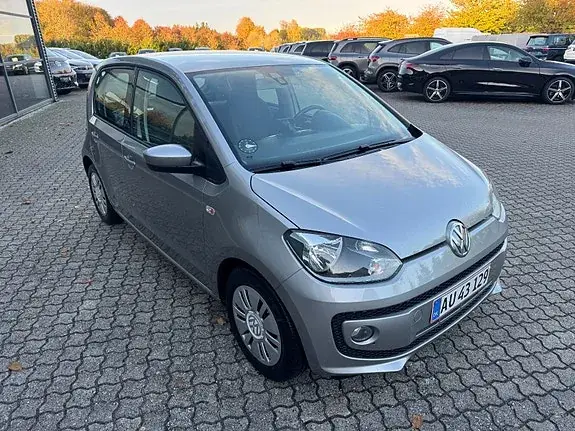 Volkswagen Up 2015 photo 2