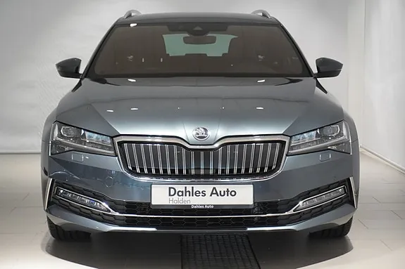 Skoda Superb 2020 photo 2