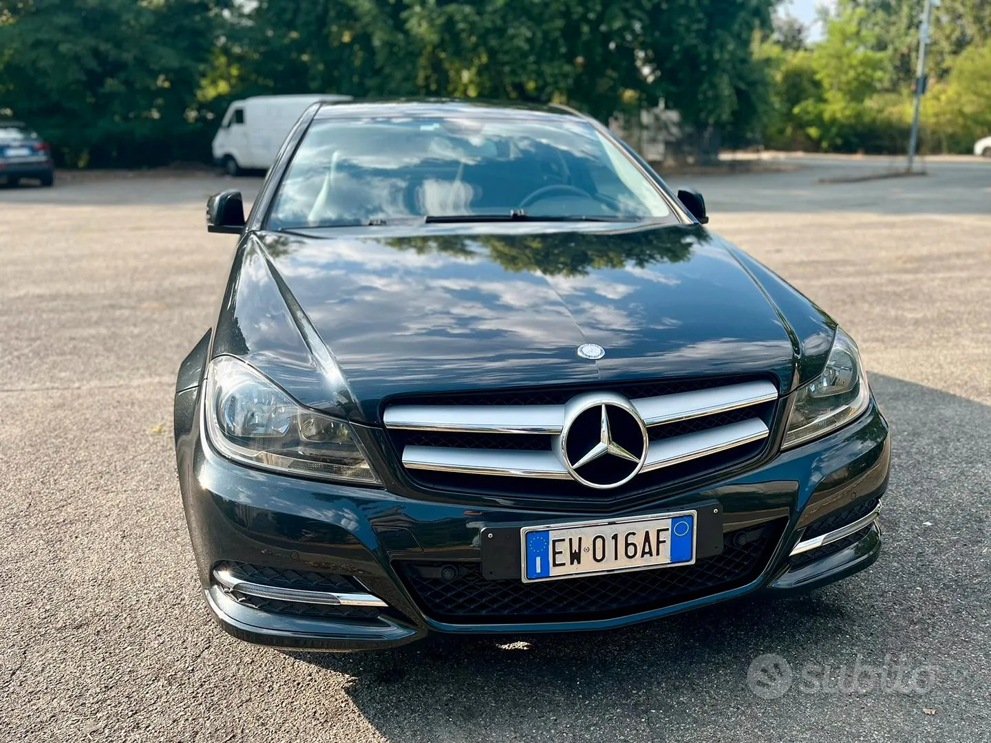Mercedes-Benz C-Class 2012 photo 4
