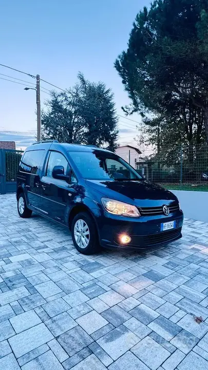 Volkswagen Caddy 2010 photo 4