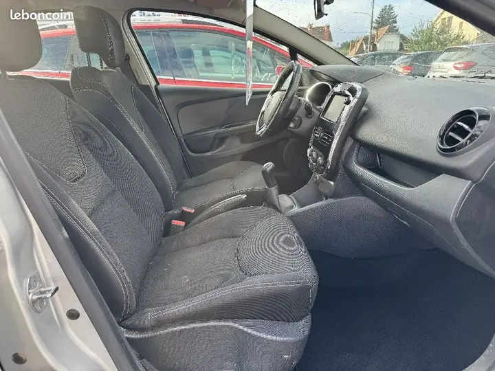 Renault Clio 2014 photo 5