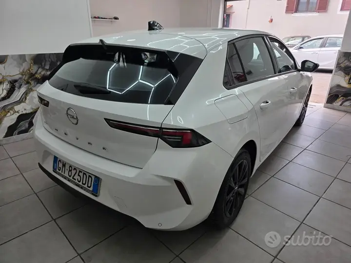 Opel Astra 2022 photo 4