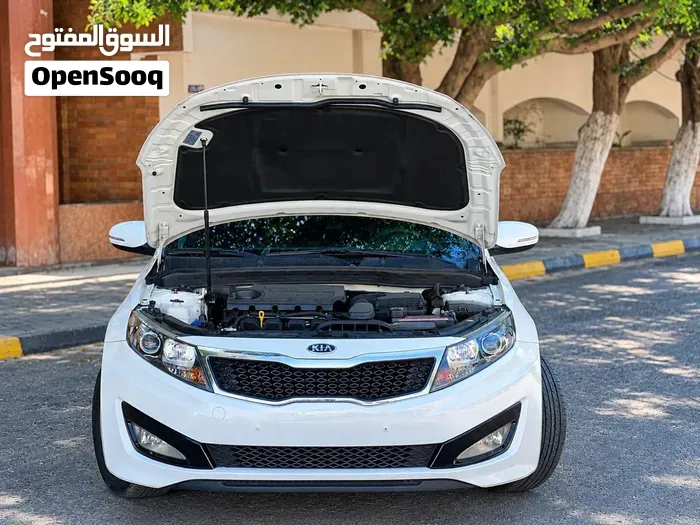 Kia K5 2012 photo 4