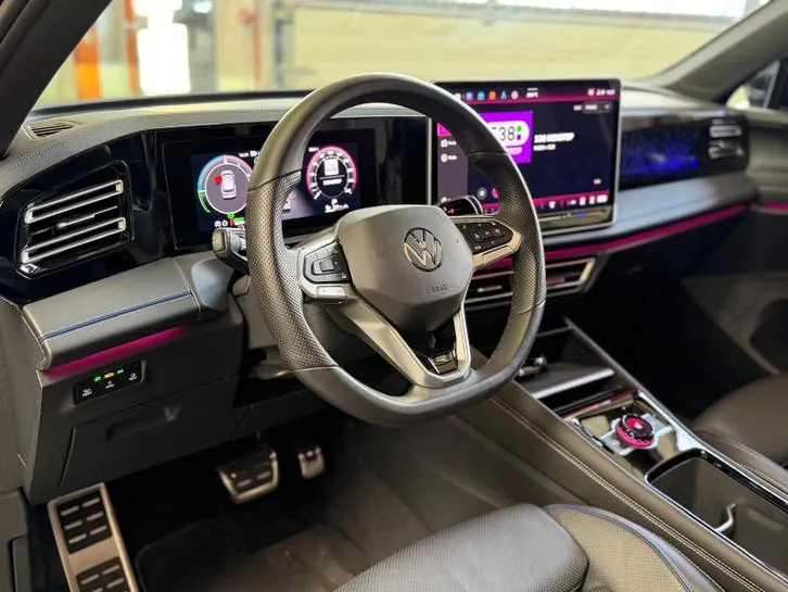 Volkswagen Tiguan 2025 photo 2