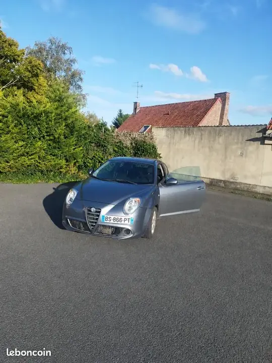 Alfa Romeo Mito 2010 photo 3