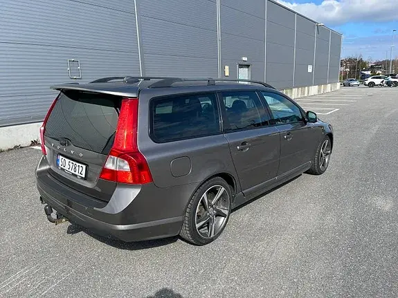 Volvo V70 2012 photo 5