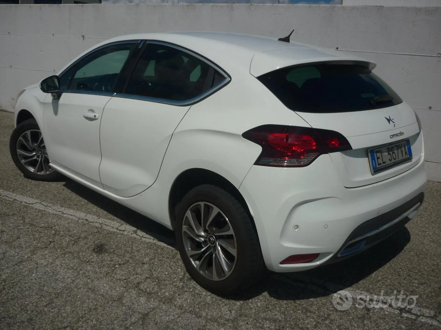 DS Automobiles Ds 4 2012 photo 2