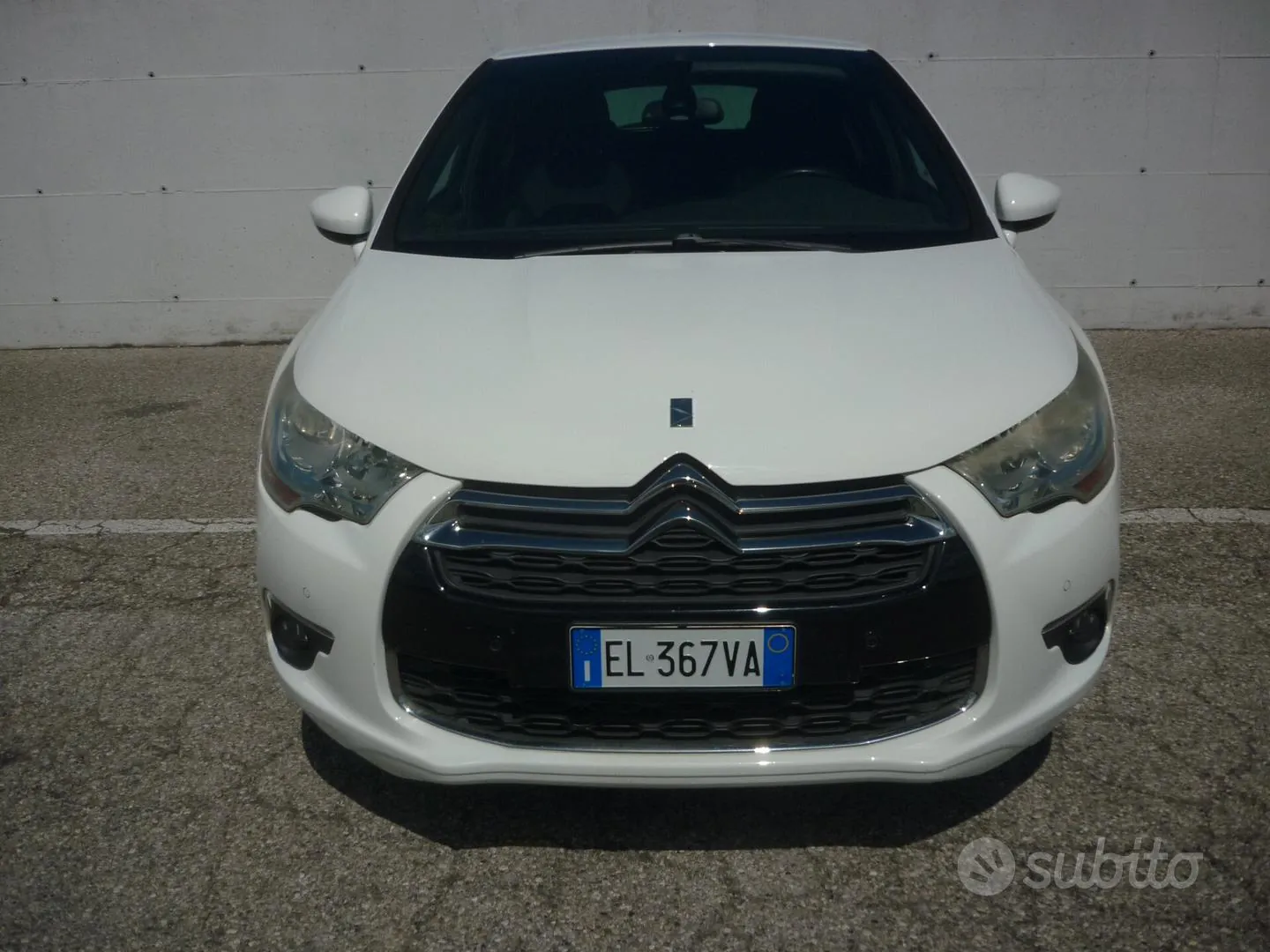 DS Automobiles Ds 4 2012 photo 3