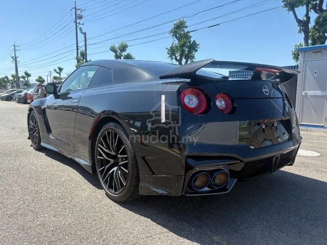 Nissan R35 Gtr