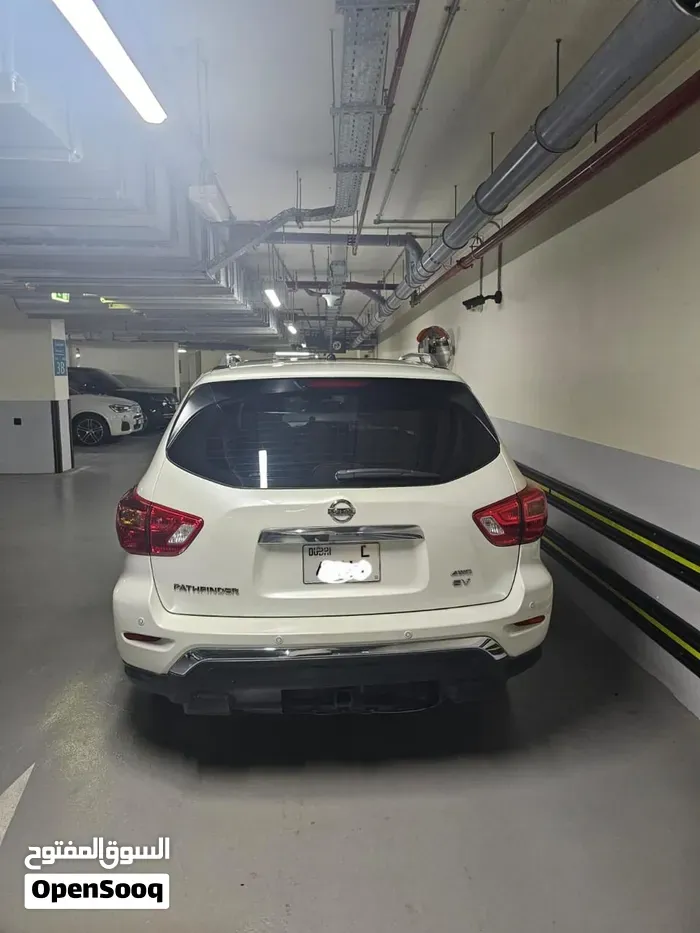 Nissan Pathfinder 2018 photo 4
