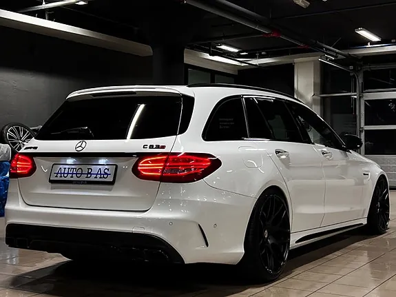 Mercedes-Benz C63 2016 photo 5