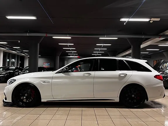 Mercedes-Benz C63 2016 photo 2