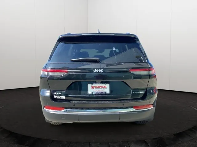 Jeep Grand Cherokee 2026 photo 5