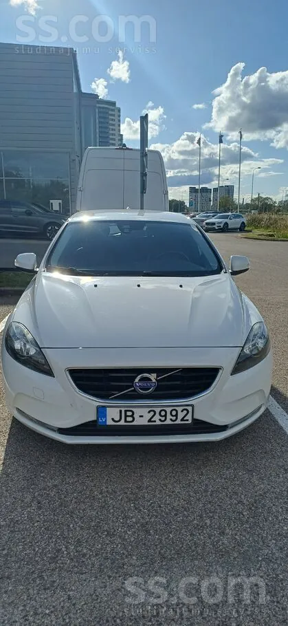 Volvo V40 2015 photo 3