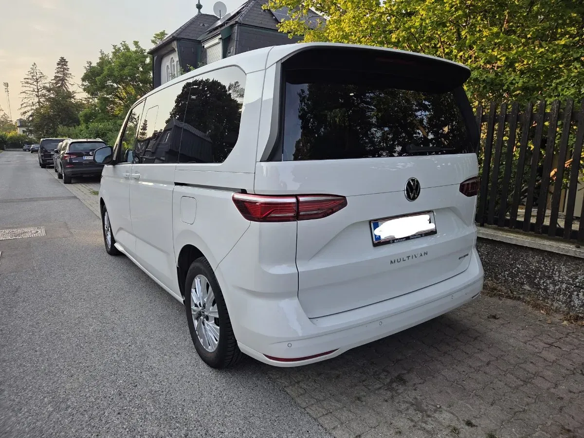 Volkswagen Multivan 2022 photo 3