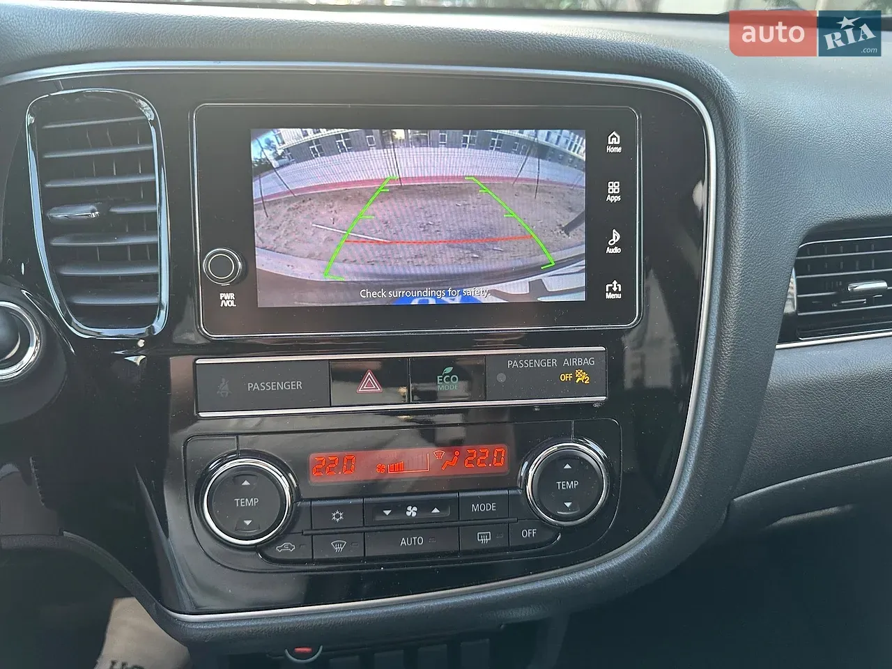Mitsubishi Outlander 2019 photo 3