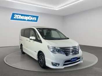 Nissan Serena 2014 photo 4
