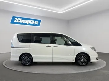 Nissan Serena 2014 photo 5