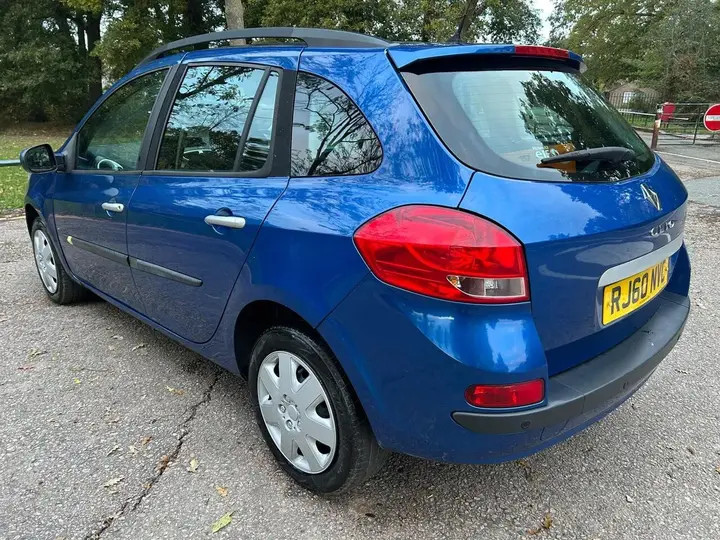 Renault Clio 2011 photo 5