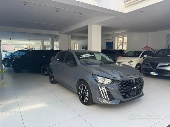 Peugeot 208 2025 photo 2