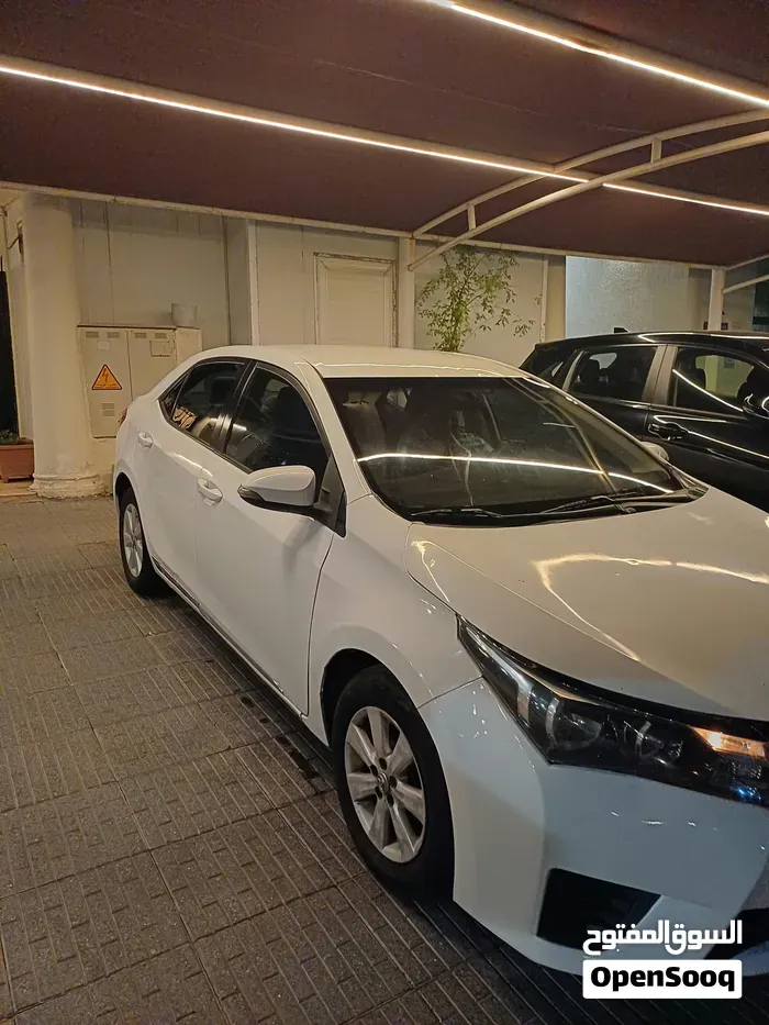 Toyota Corolla 2015 photo 2