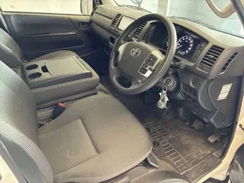 Toyota Hiace 2021 photo 5