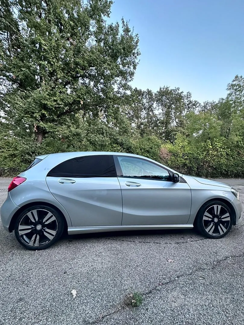 Mercedes-Benz A-Class 2015 photo 4