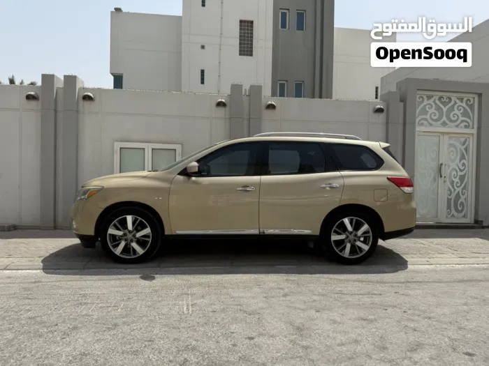 Nissan Pathfinder 2015 photo 5