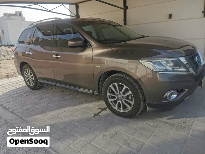 Nissan Pathfinder 2015 photo 4
