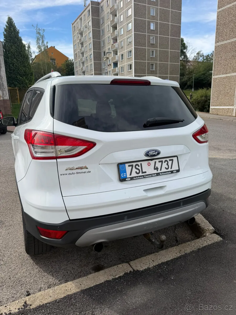 Ford Kuga 2013 photo 4