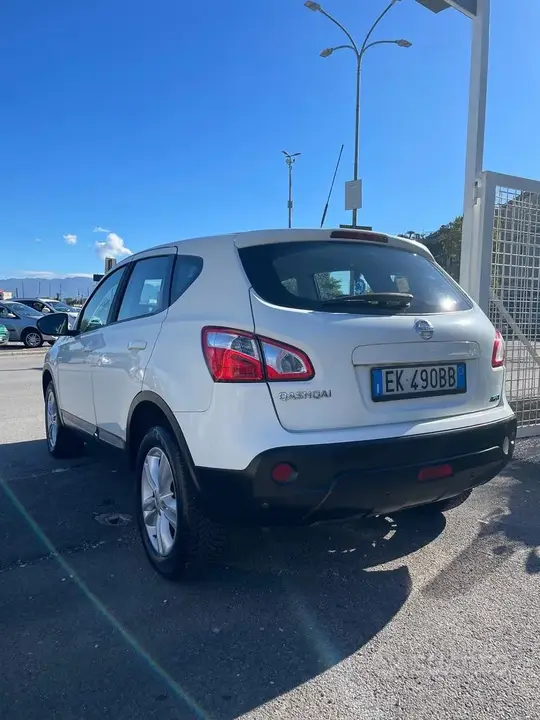 Nissan Qashqai 2012 photo 5