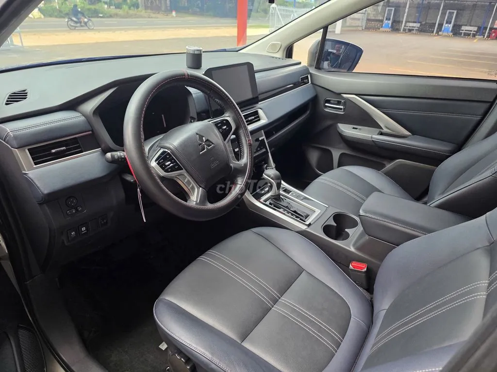 Mitsubishi Xpander Cross 2023 photo 4