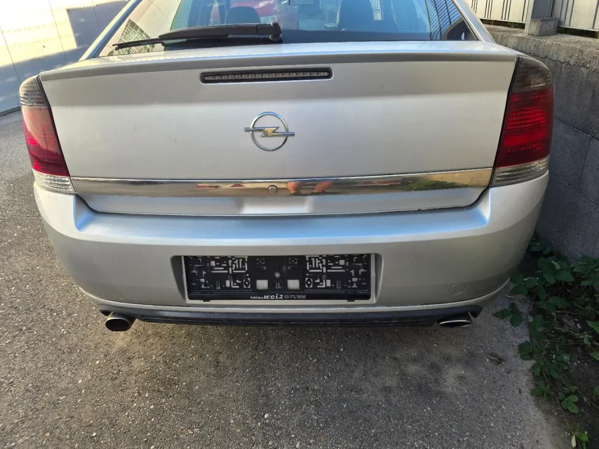 Opel Vectra 2005 photo 3